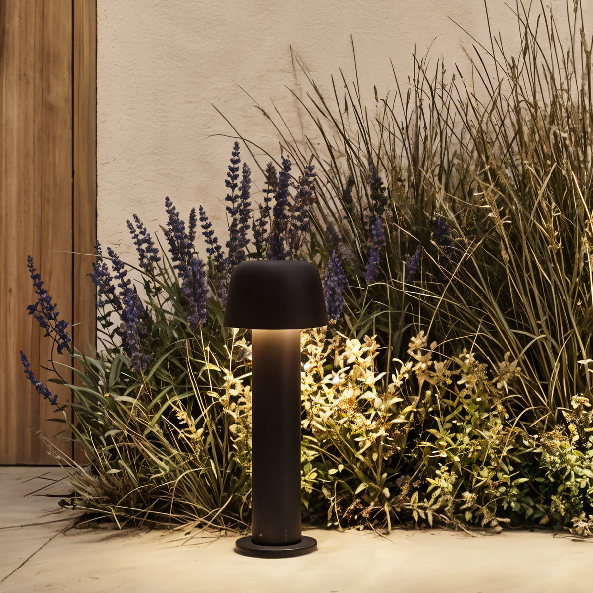 Nomad 400 Exterior LED Bollard in Textured Black
