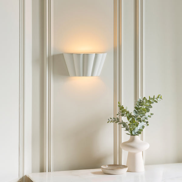 Babylon Wall Washer in Unglazed Scalloped Edge Ceramic