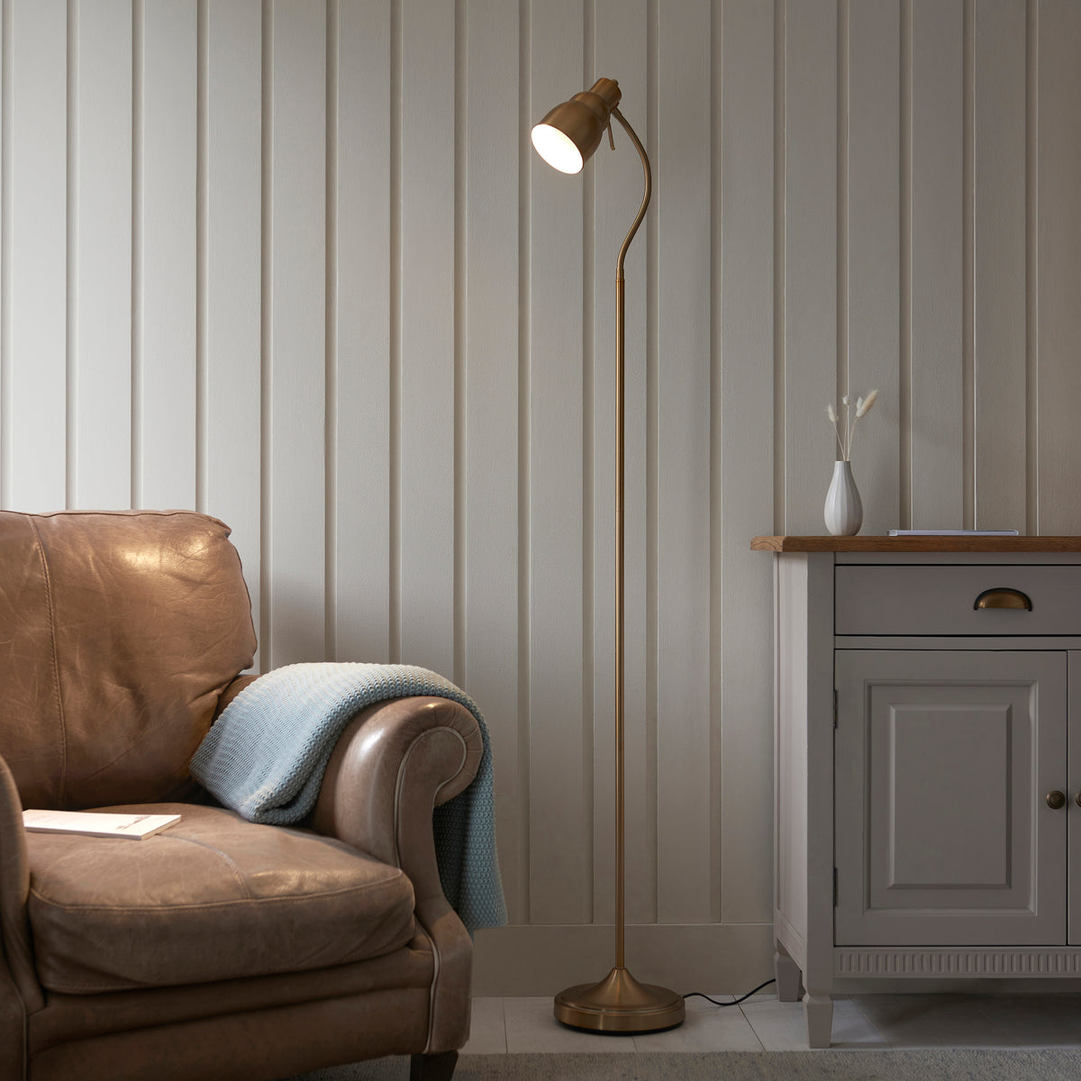 Classic Flexi Reader Floor Lamp in Brushed Aged Brass