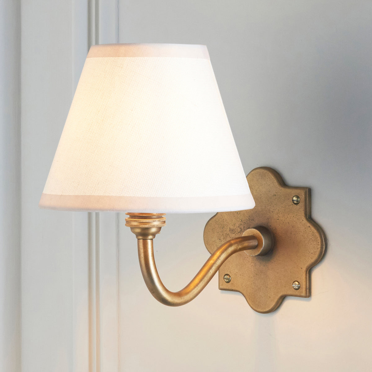 Anvil Curve Wall Light in Brass with Vintage & Almond White 16cm Ivy Shade