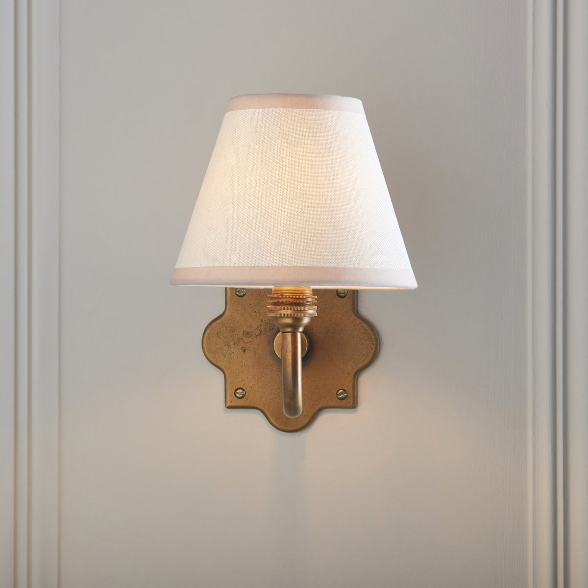 Anvil Curve Wall Light in Brass with Vintage & Almond White 16cm Ivy Shade