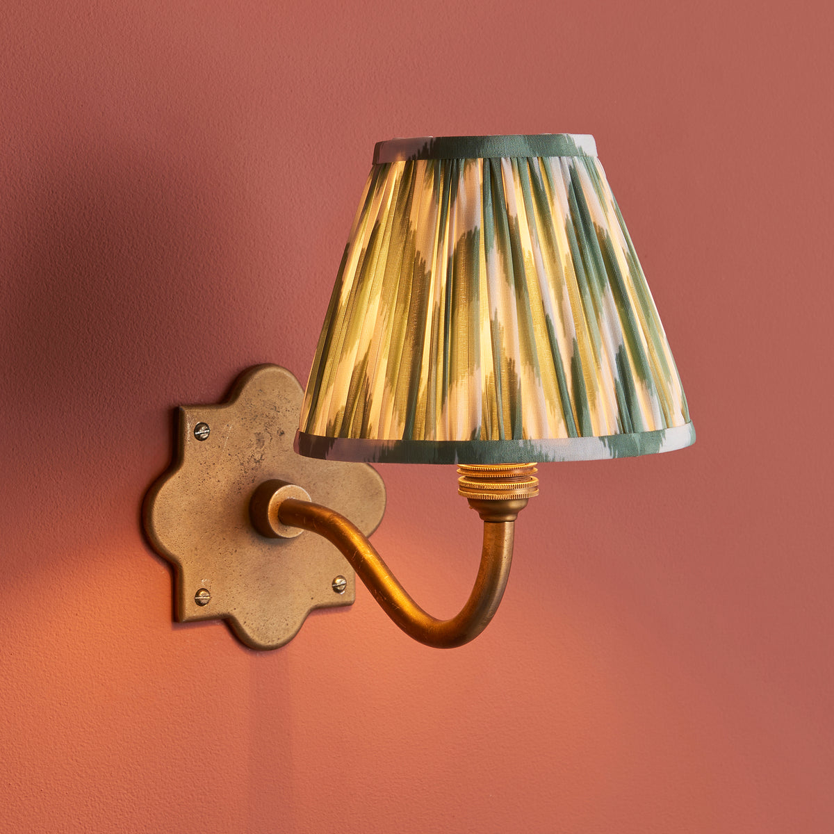 Anvil Curve Wall Light in Brass with Cotswold Green 16cm Zigzag Shade