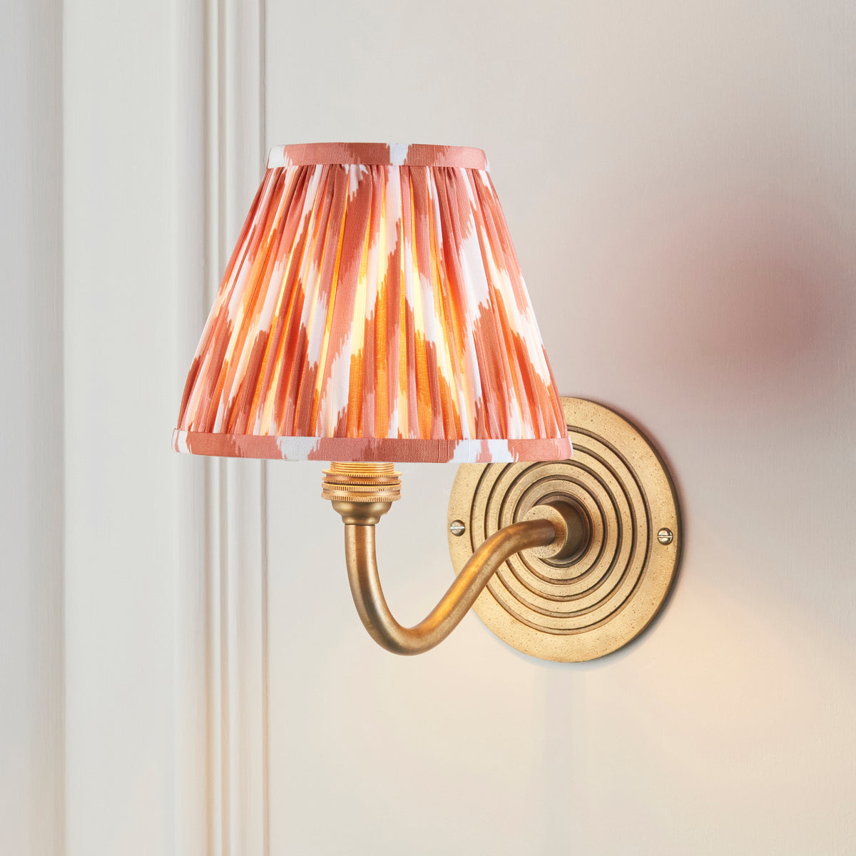 Ripple Curve Wall Light in Brass with Apricot Orange 16cm Zigzag Shade