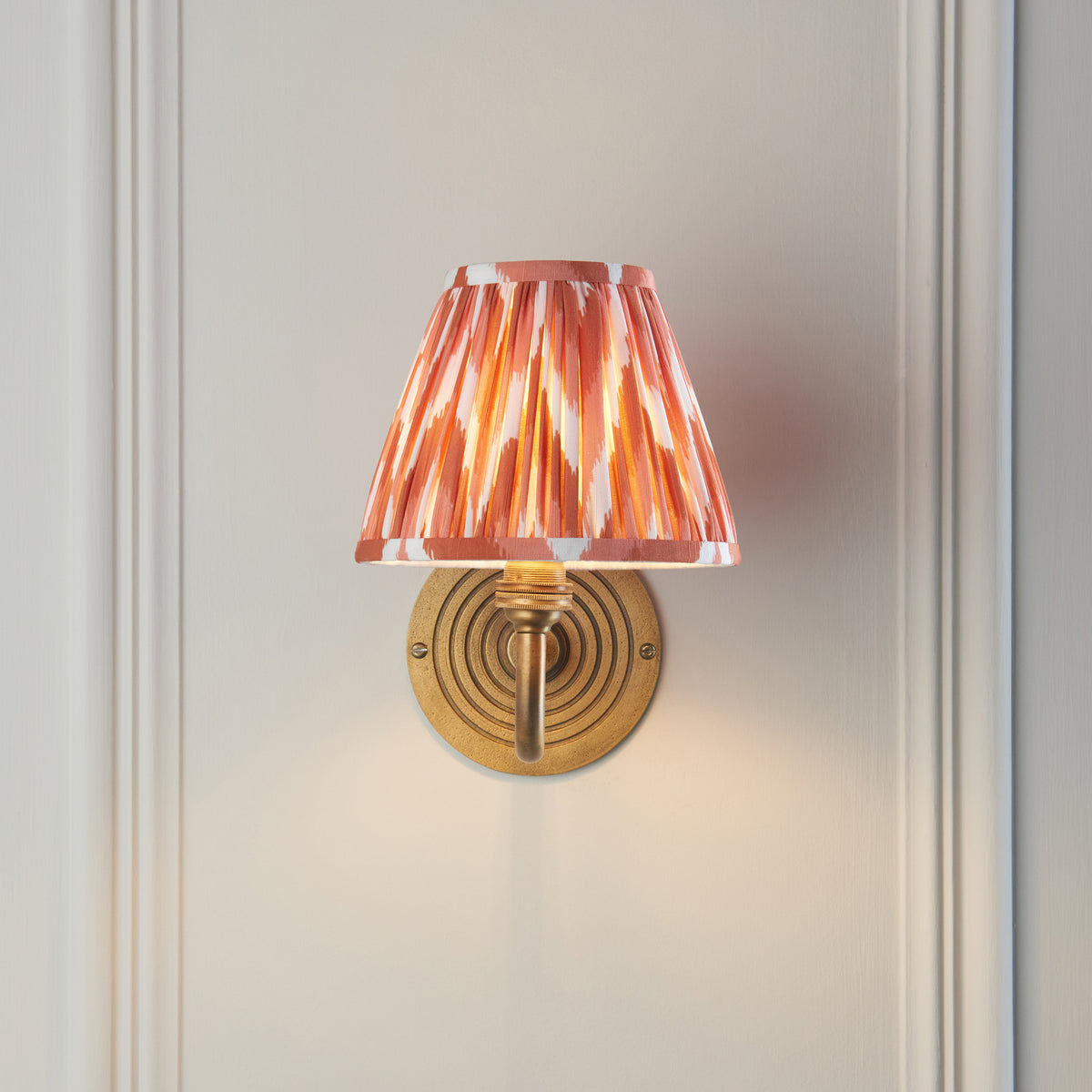 Ripple Curve Wall Light in Brass with Apricot Orange 16cm Zigzag Shade