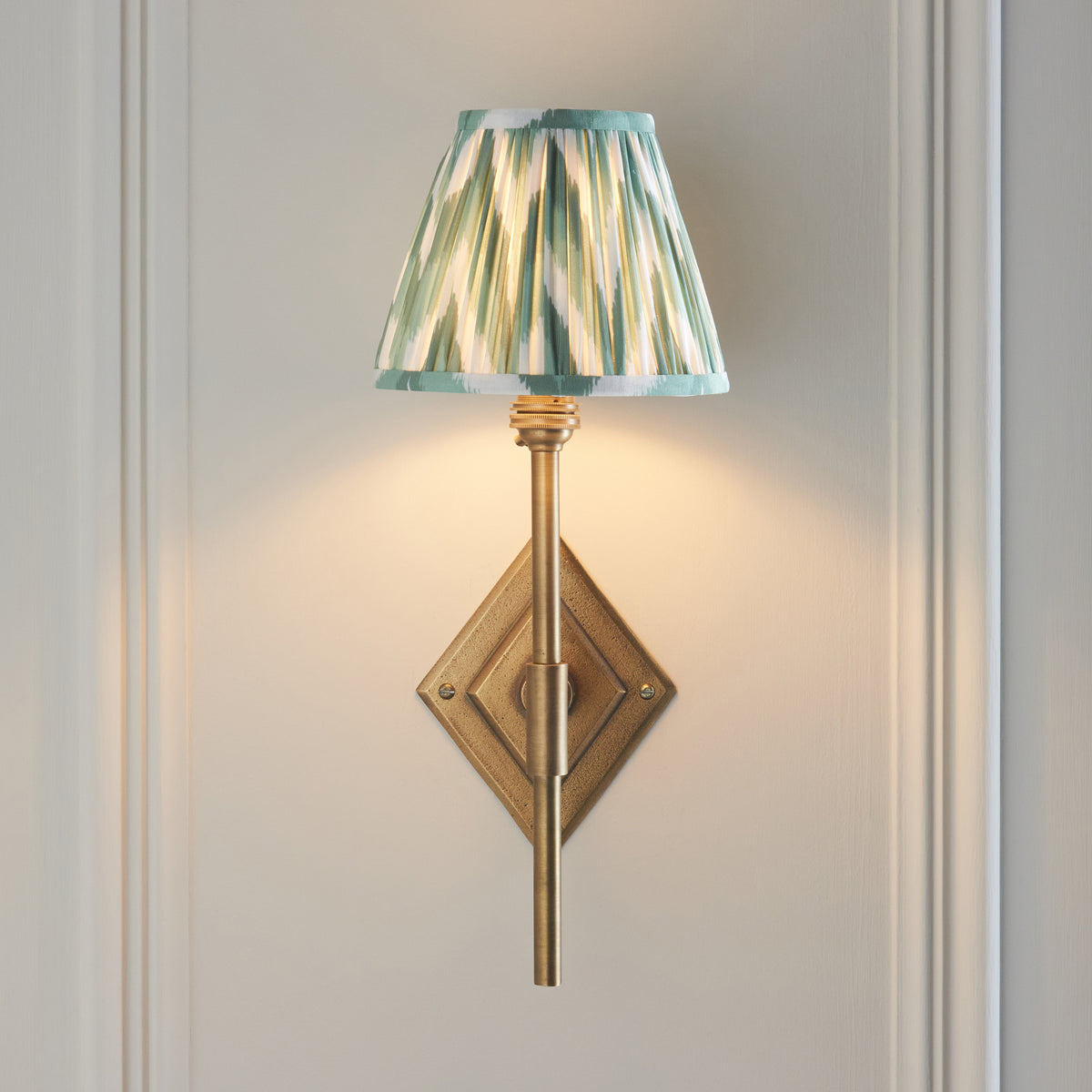 Diamond Tall Wall Light in Brass with Cotswold Green 16cm Zigzag Shade