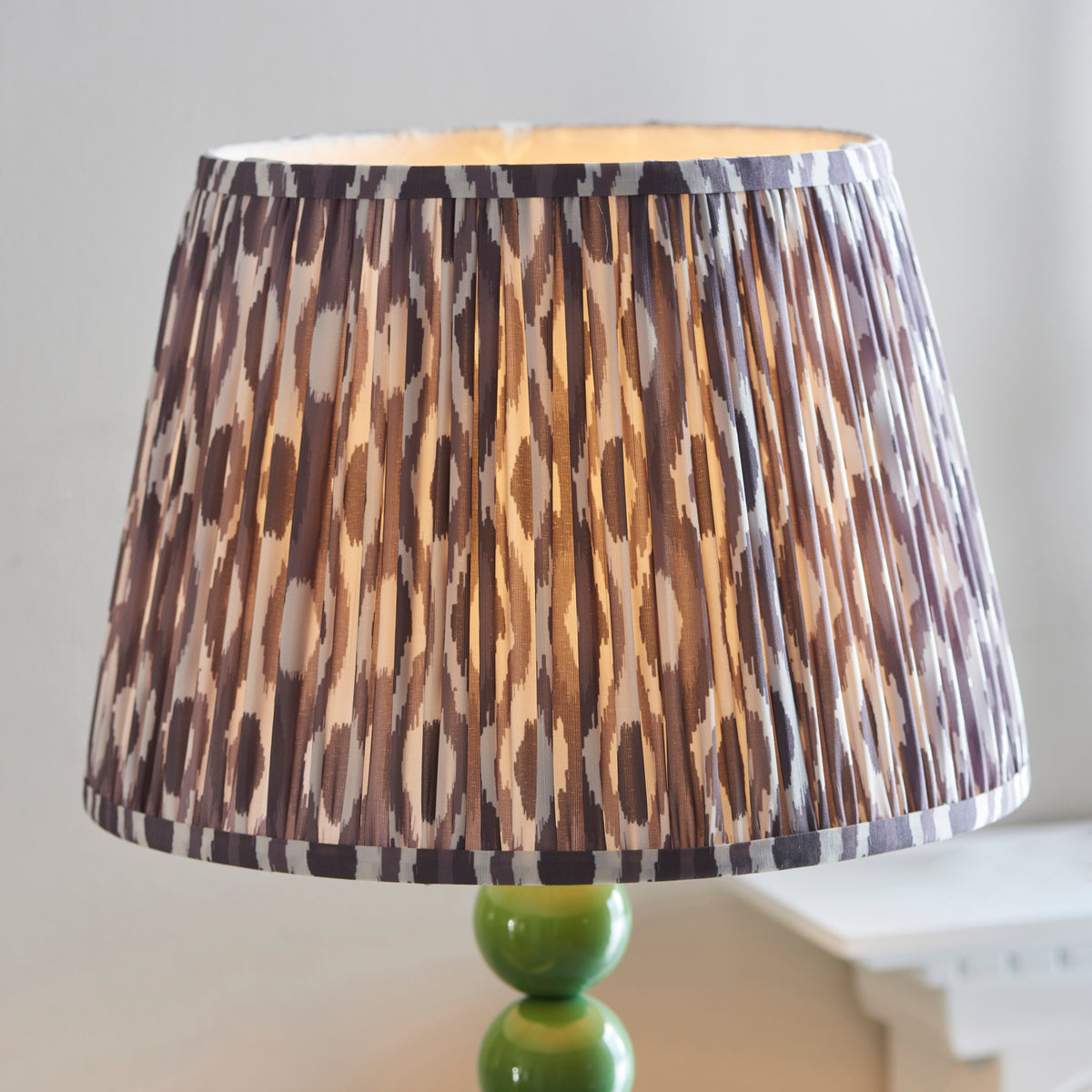 Higgledy Floor Lamp in Cotswold Green with Pearl Grey 35cm Ikat Shade