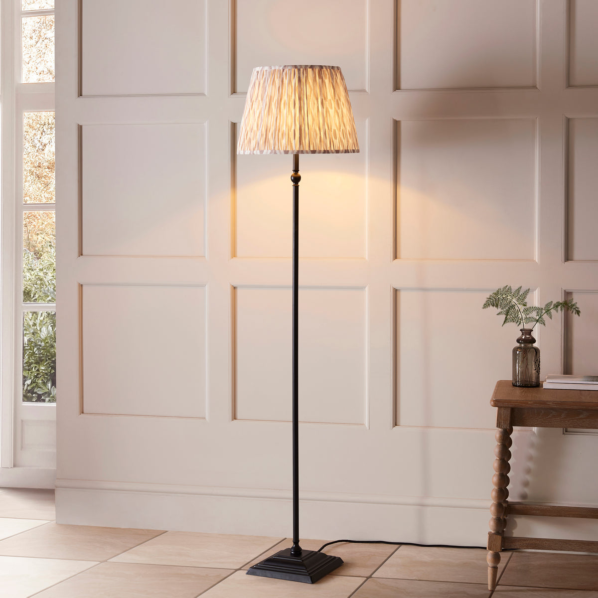 Lille Floor Lamp in Matt Black with Natural 40cm Ikat Shade