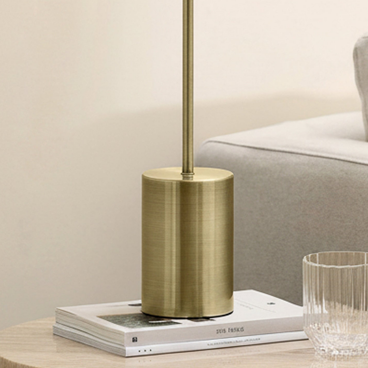 Briz Large Table Lamp in Antique Brass with Ribbed Green Glass Shade