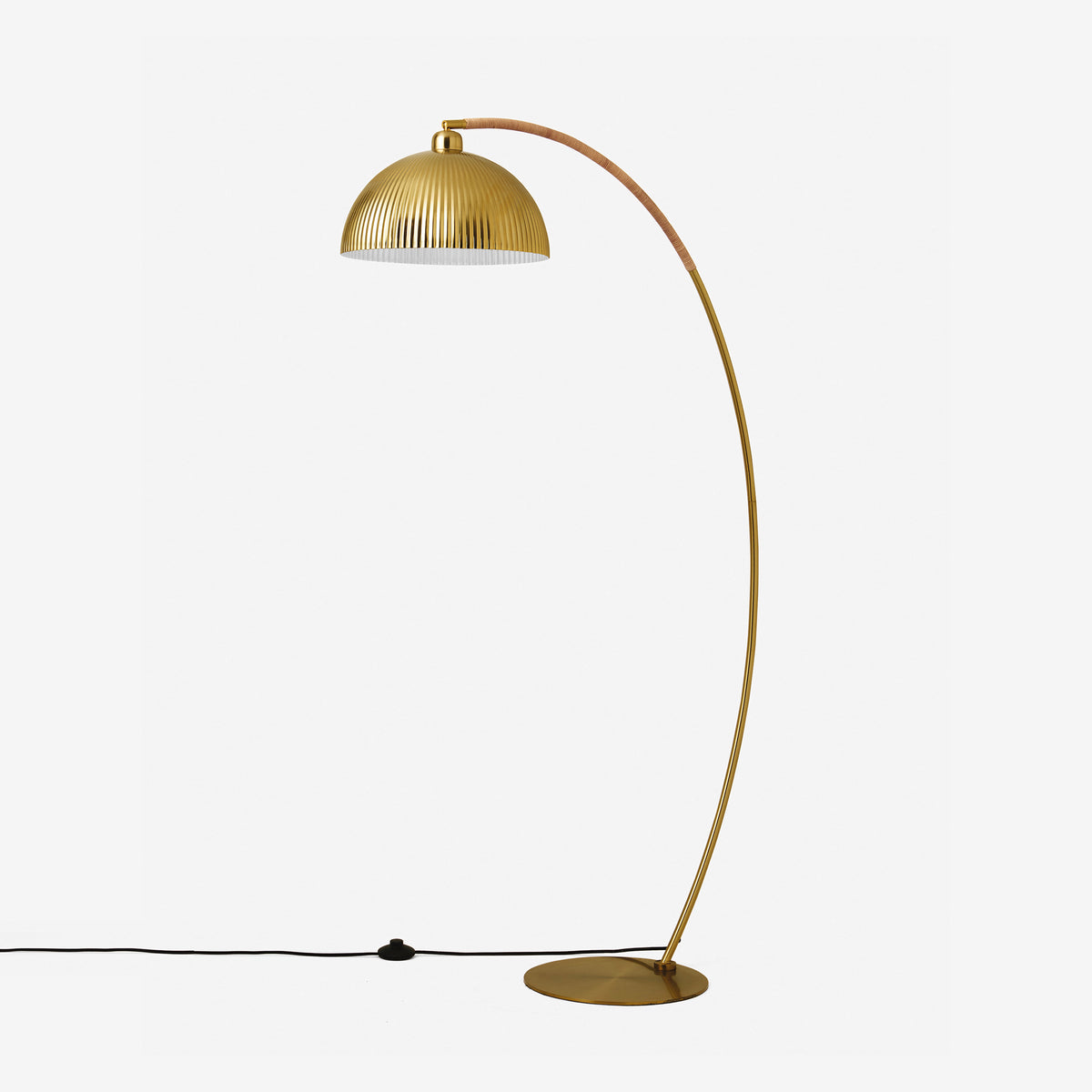 Shell Floor Lamp in Gold & Rattan