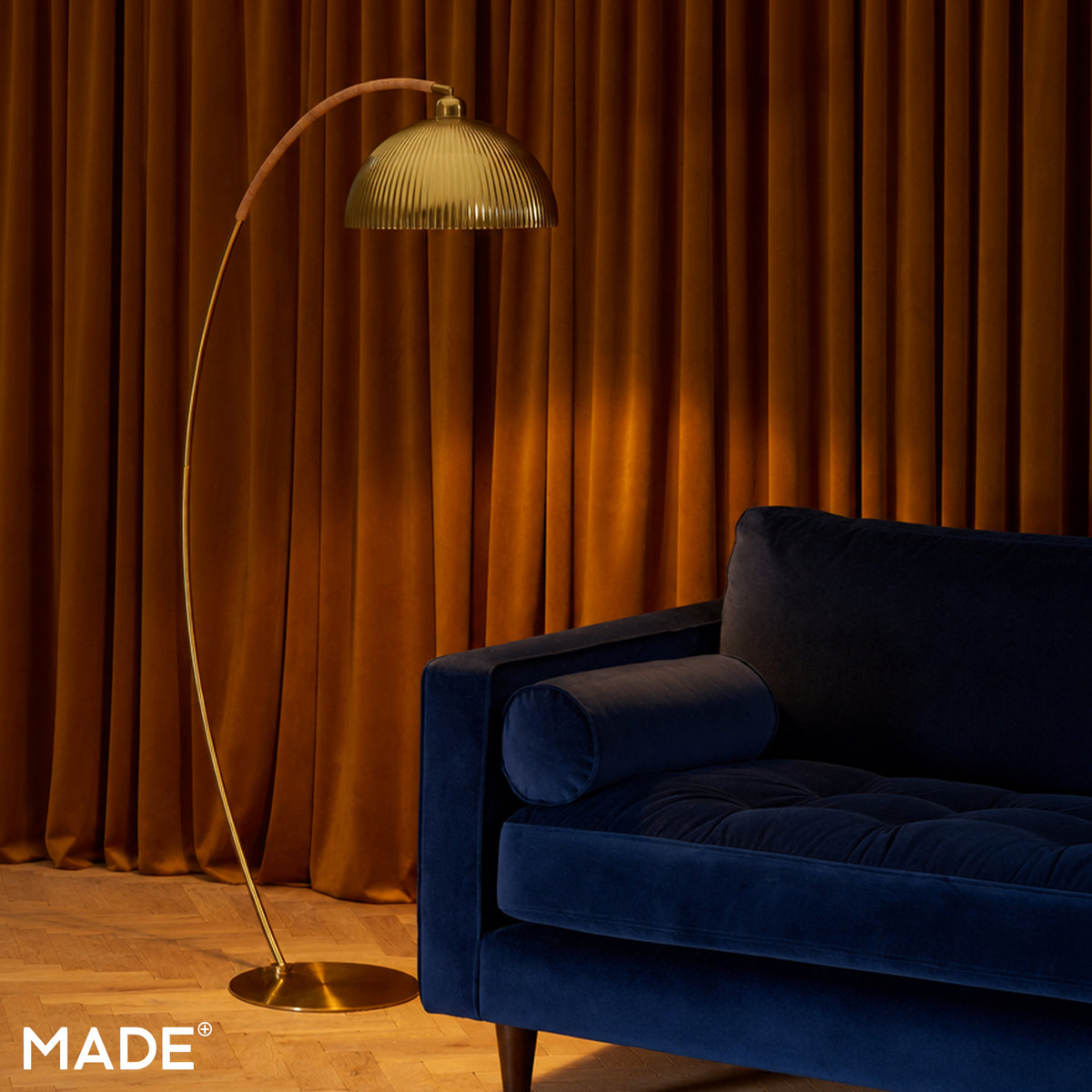 Shell Floor Lamp in Gold & Rattan