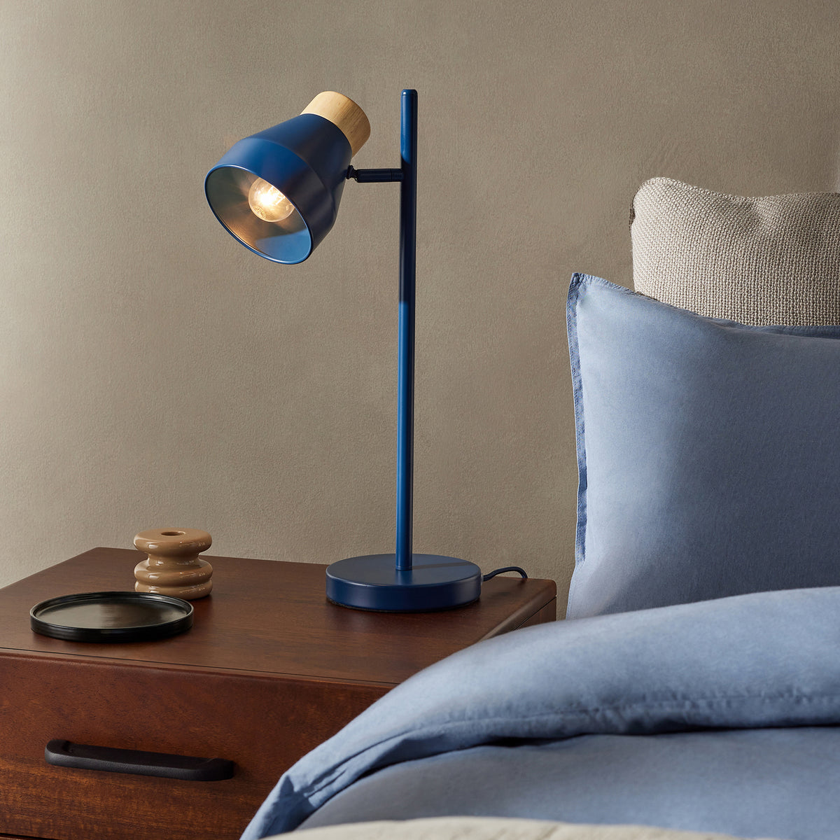 Albert Table Lamp in Navy Blue with Rubberwood Detail