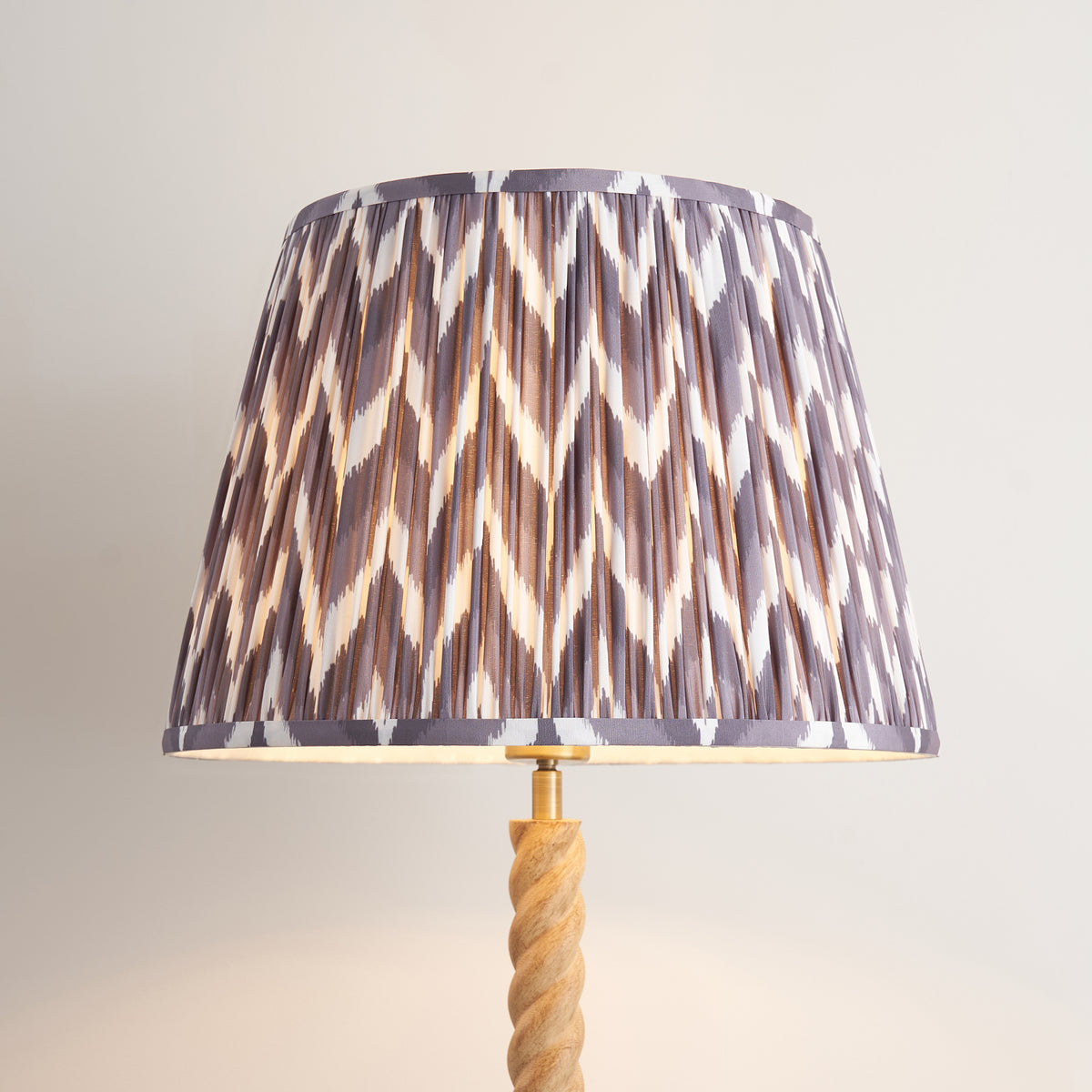 Twist Floor Lamp with Pearl Grey 40cm Zigzag Shade