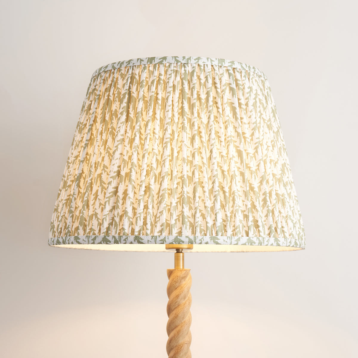 Twist Floor Lamp with Herb Garden Green 40cm Leaf Shade