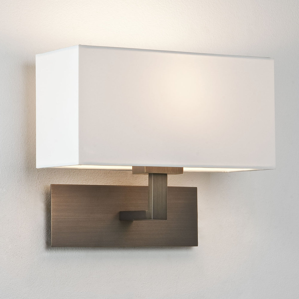 Park Lane Wall Light in Bronze