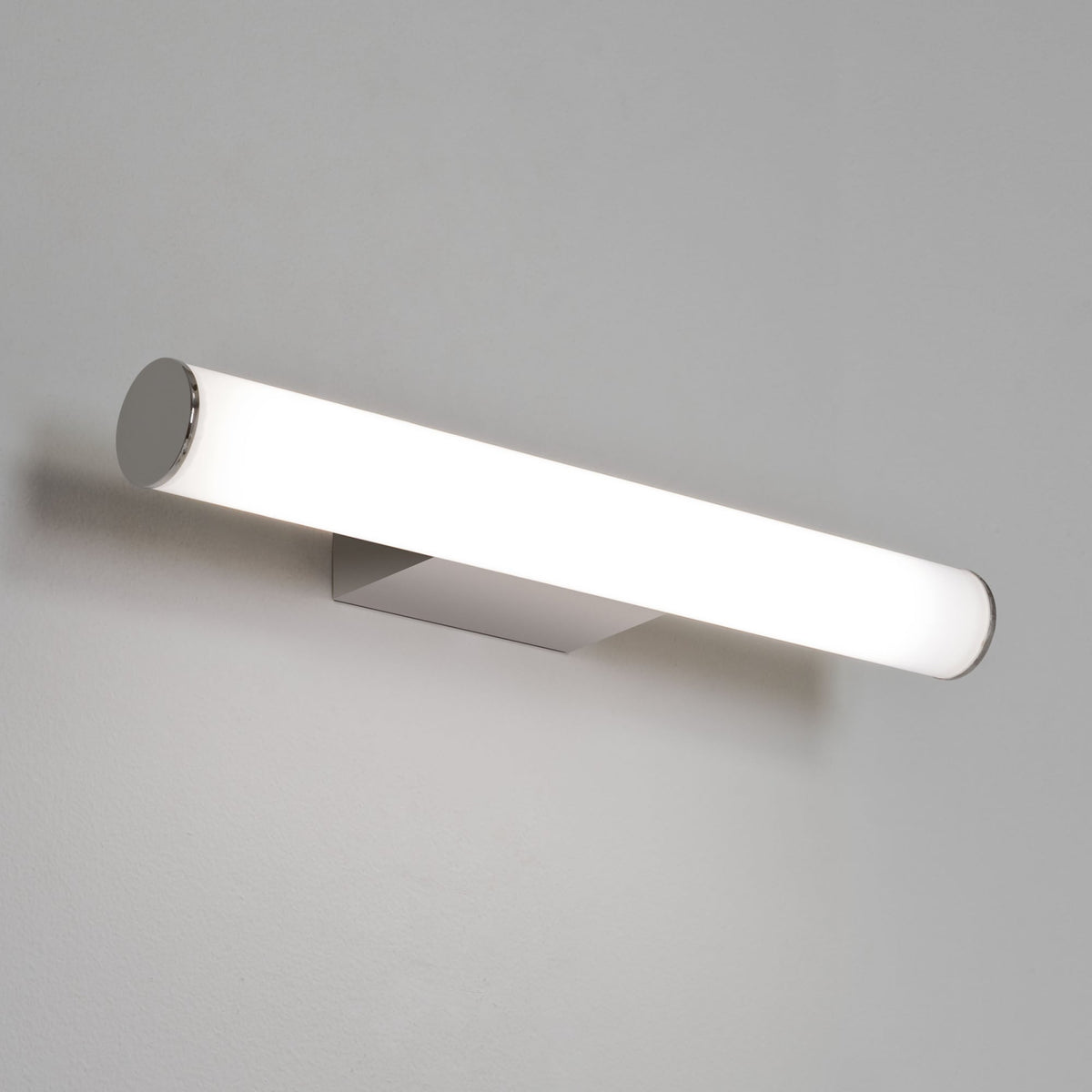 Dio LED IP44 Bathroom Mirror Wall Light