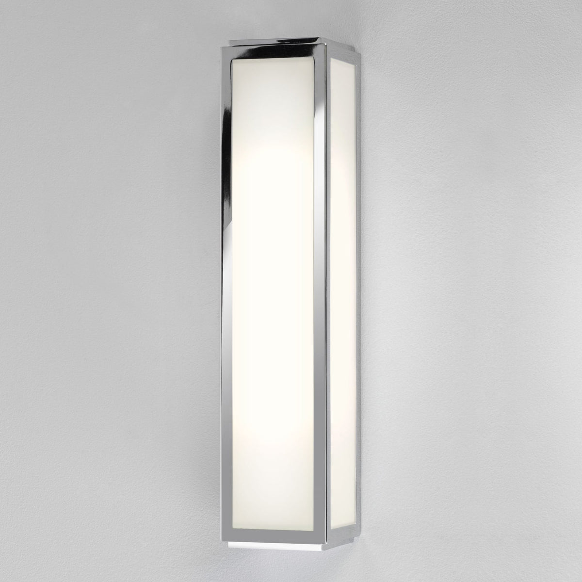 Mashiko 360 IP44 Classic Wall Light in Chrome