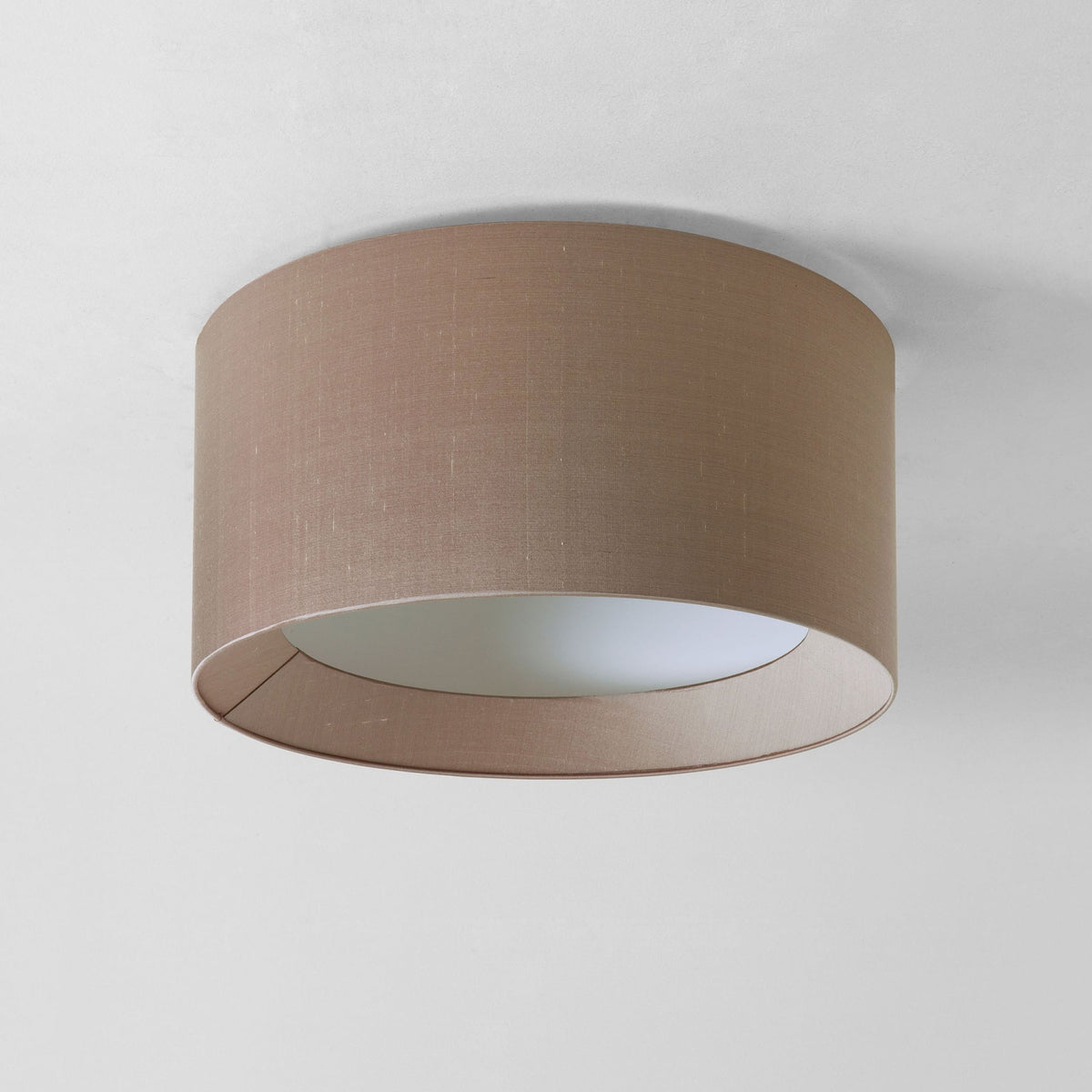 Bevel Round 450 Oyster Shade