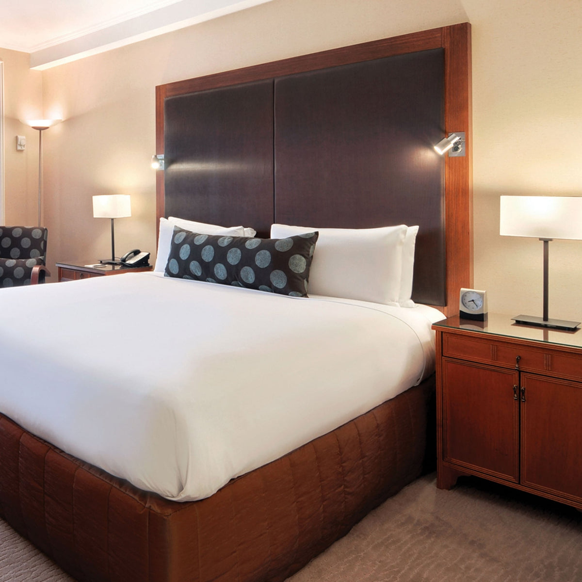 Park Lane Table Lamp in Bronze