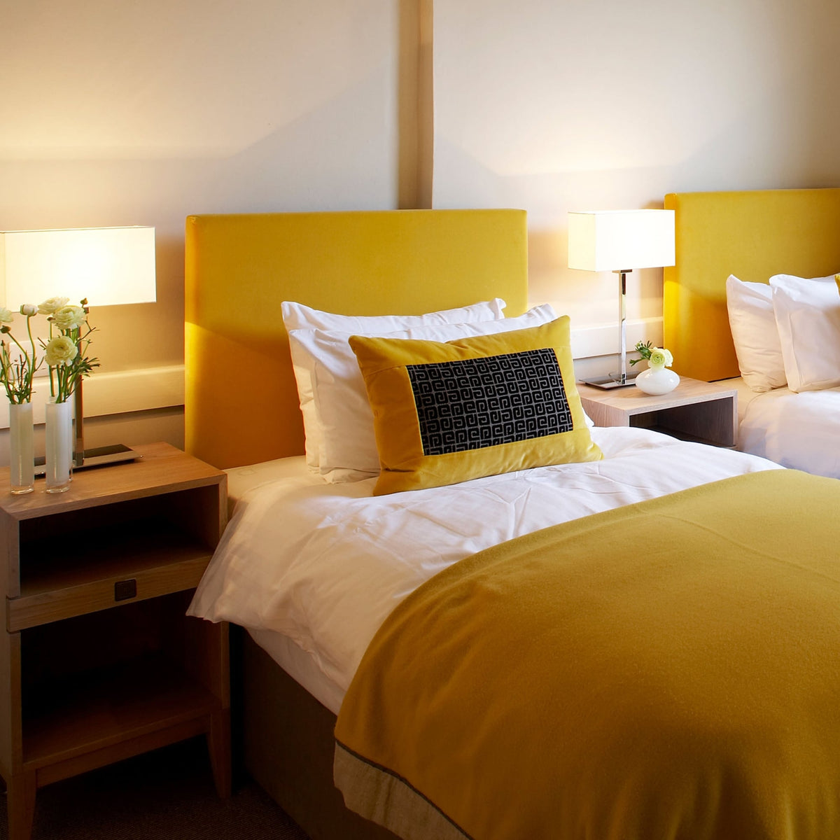 Park Lane Table Lamp in Bronze