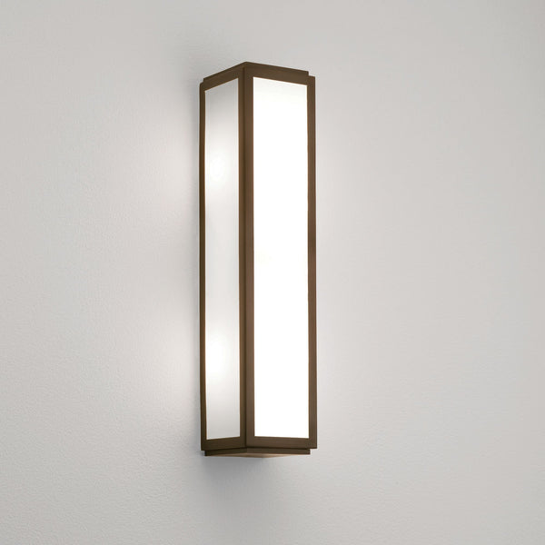 Mashiko 360 IP44 Classic Bathroom Wall Light in Bronze