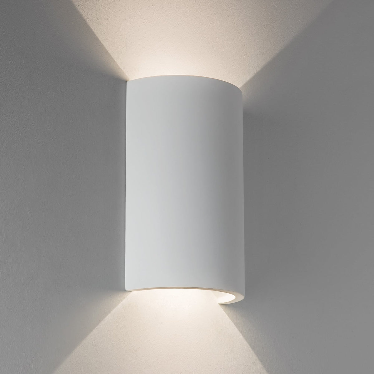 Serifos 170 LED 2700K White Plaster Wall Light