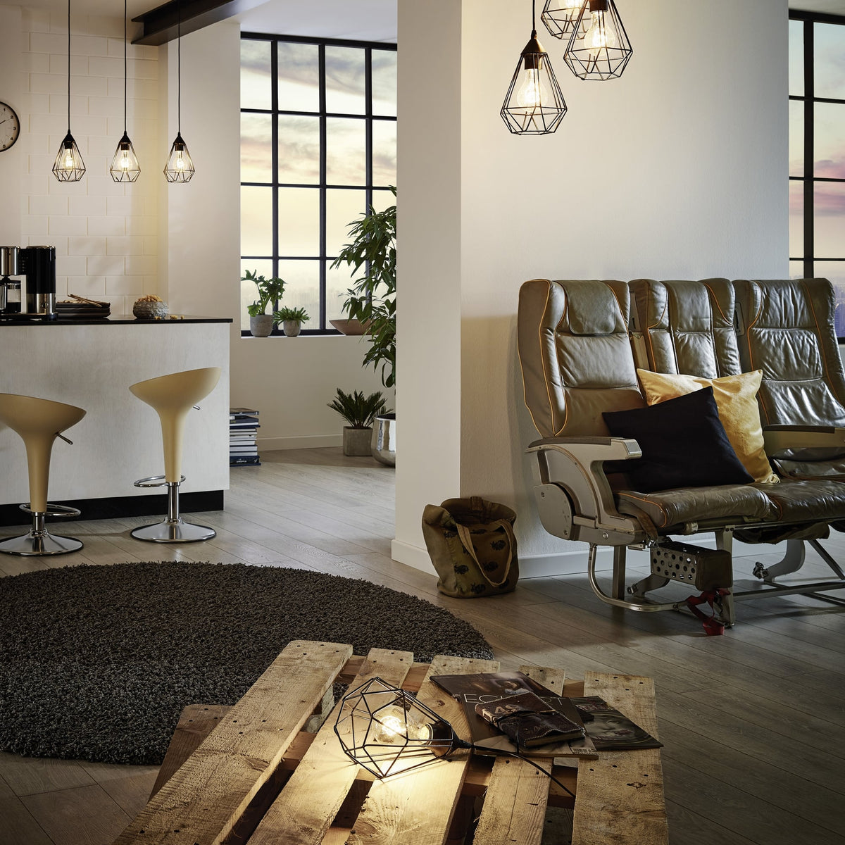 Tarbes Black Cage Table Lamp