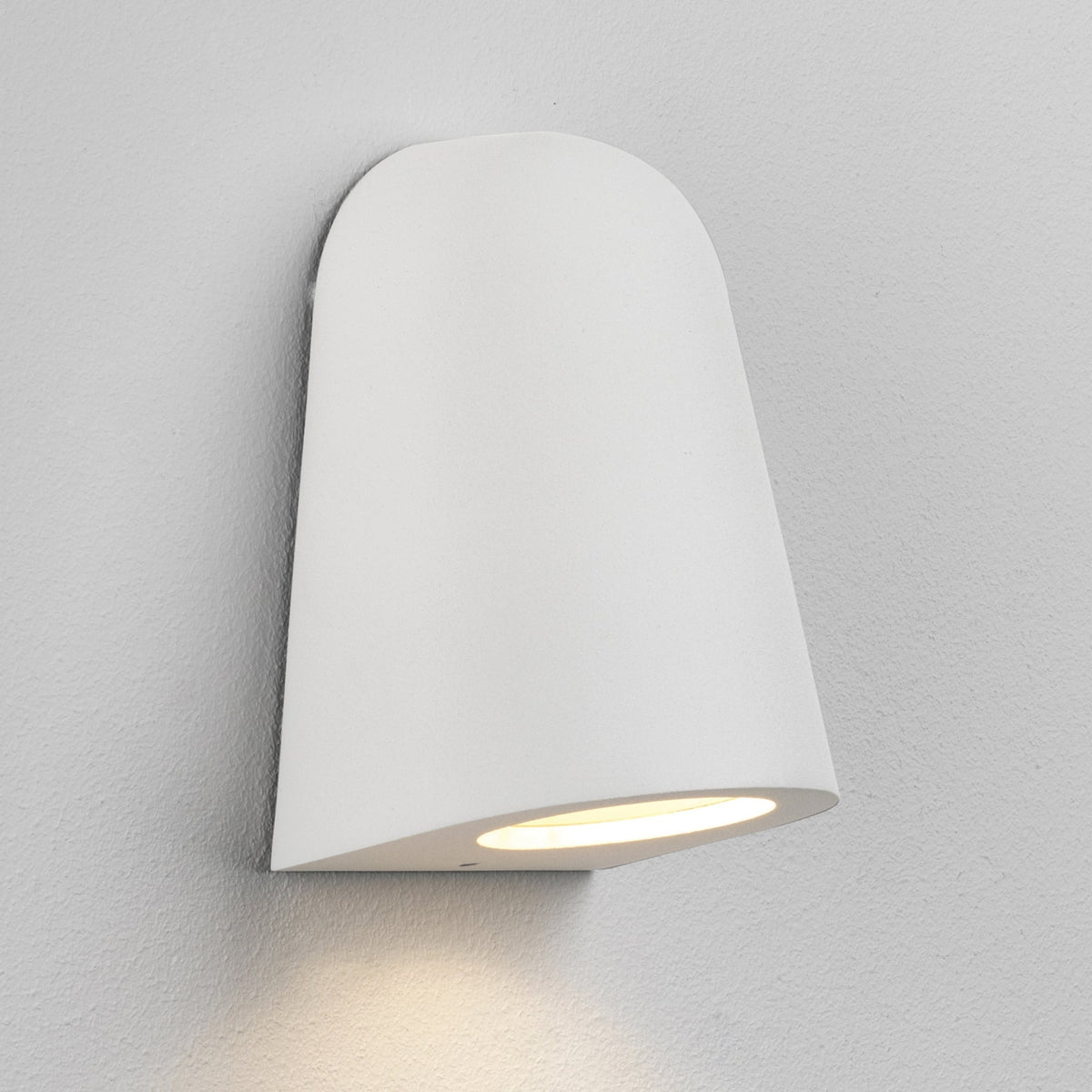 Mast IP65 White Exterior Wall Light
