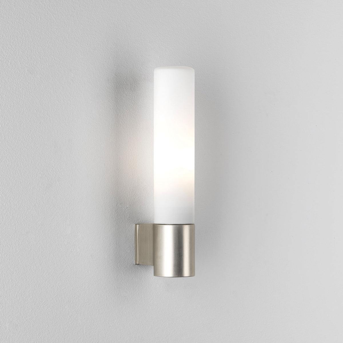 Bari IP44 Bathroom Wall Light in Matt Nickel