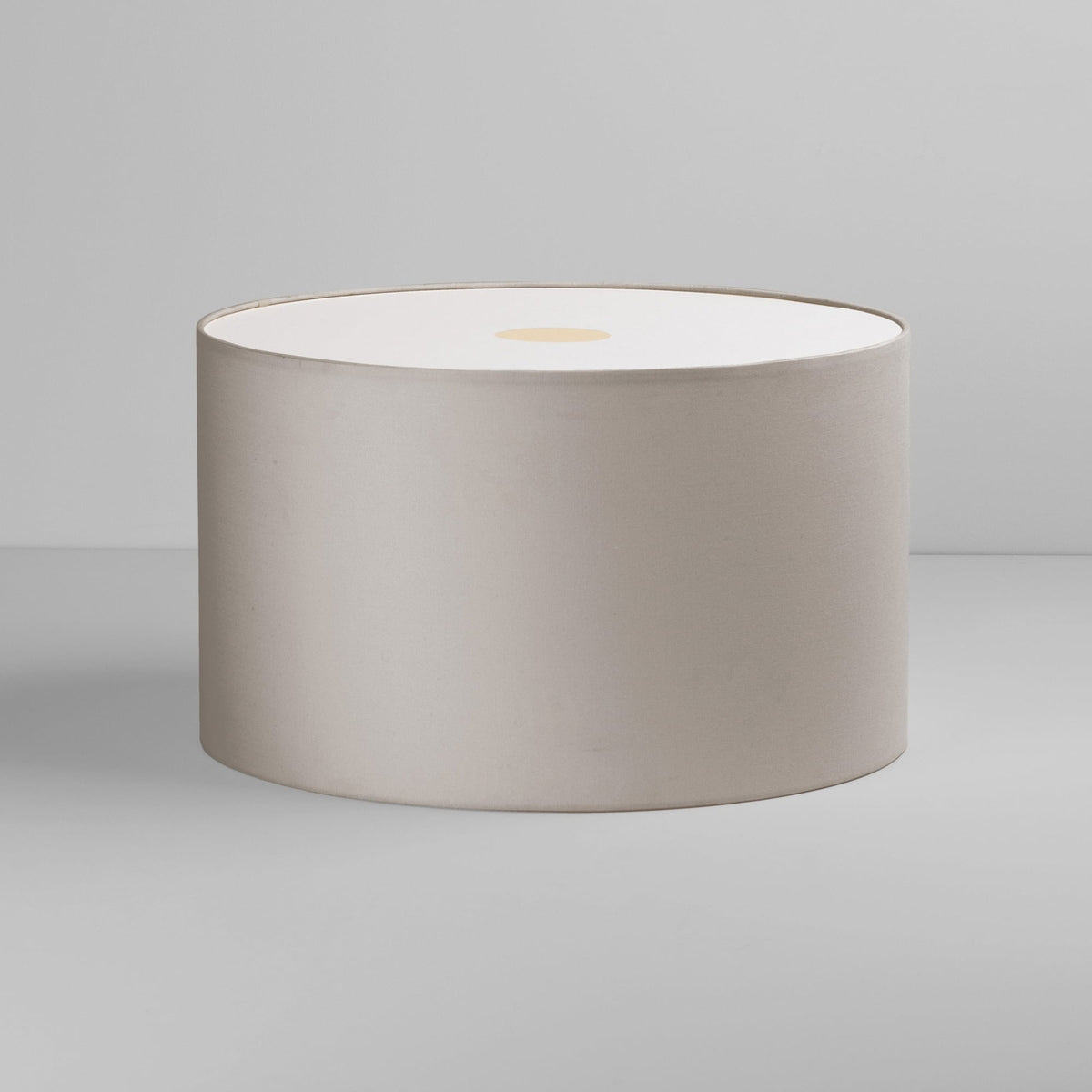 Drum 420 Shade in Putty