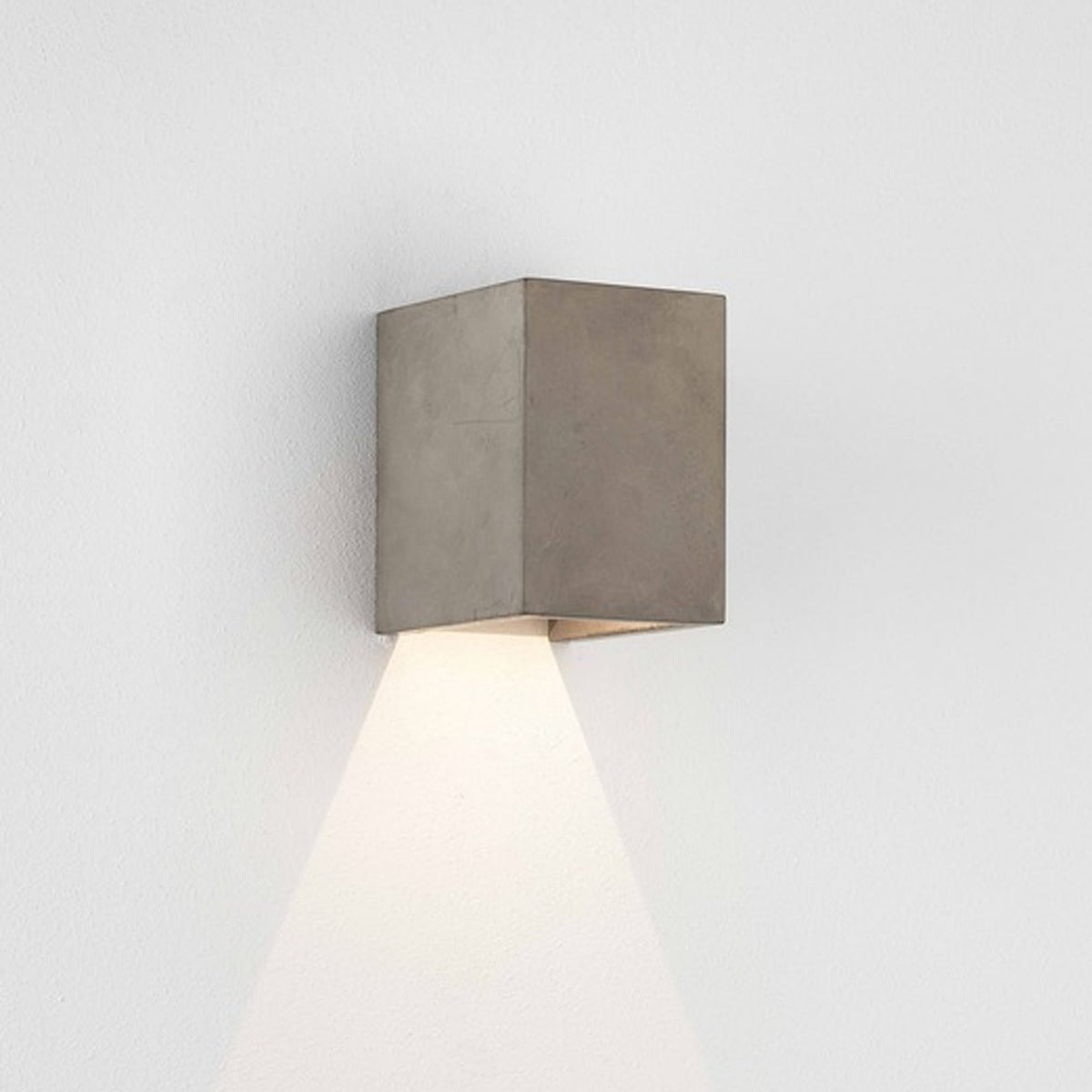 Oslo 120 LED IP65 Exterior Wall Light in Concrete