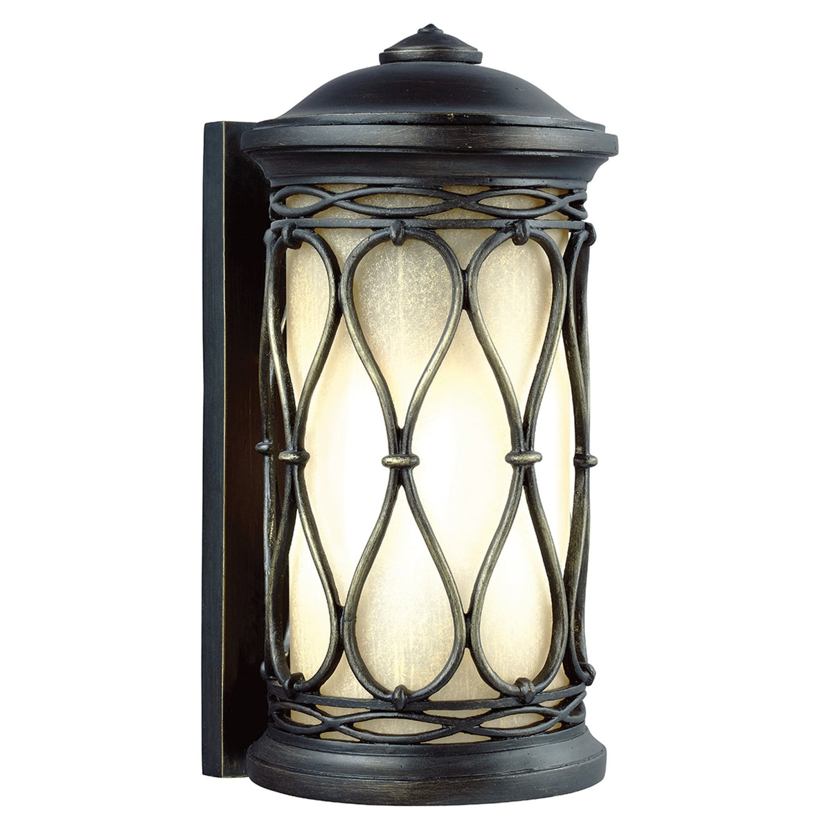 Wellfleet Coastal Outdoor Wall Lantern in Aged Bronze