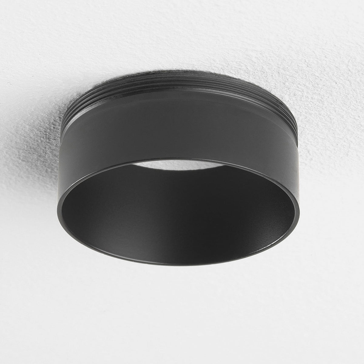 Can 75 Bezel in Black