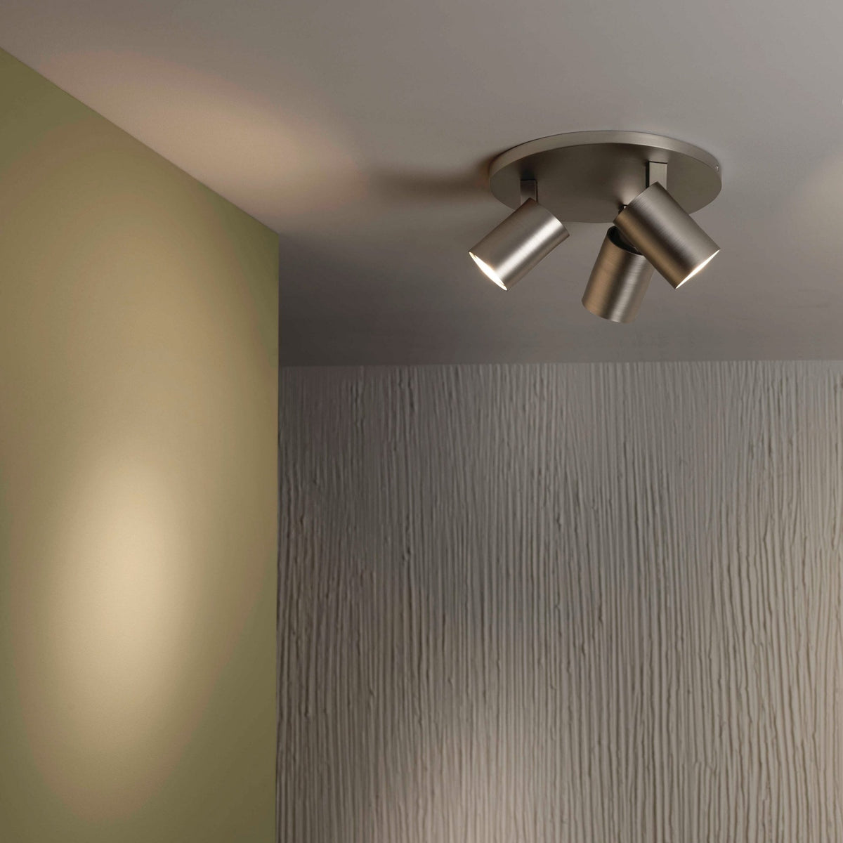 Ascoli Triple Round Spotlight in Matt Nickel