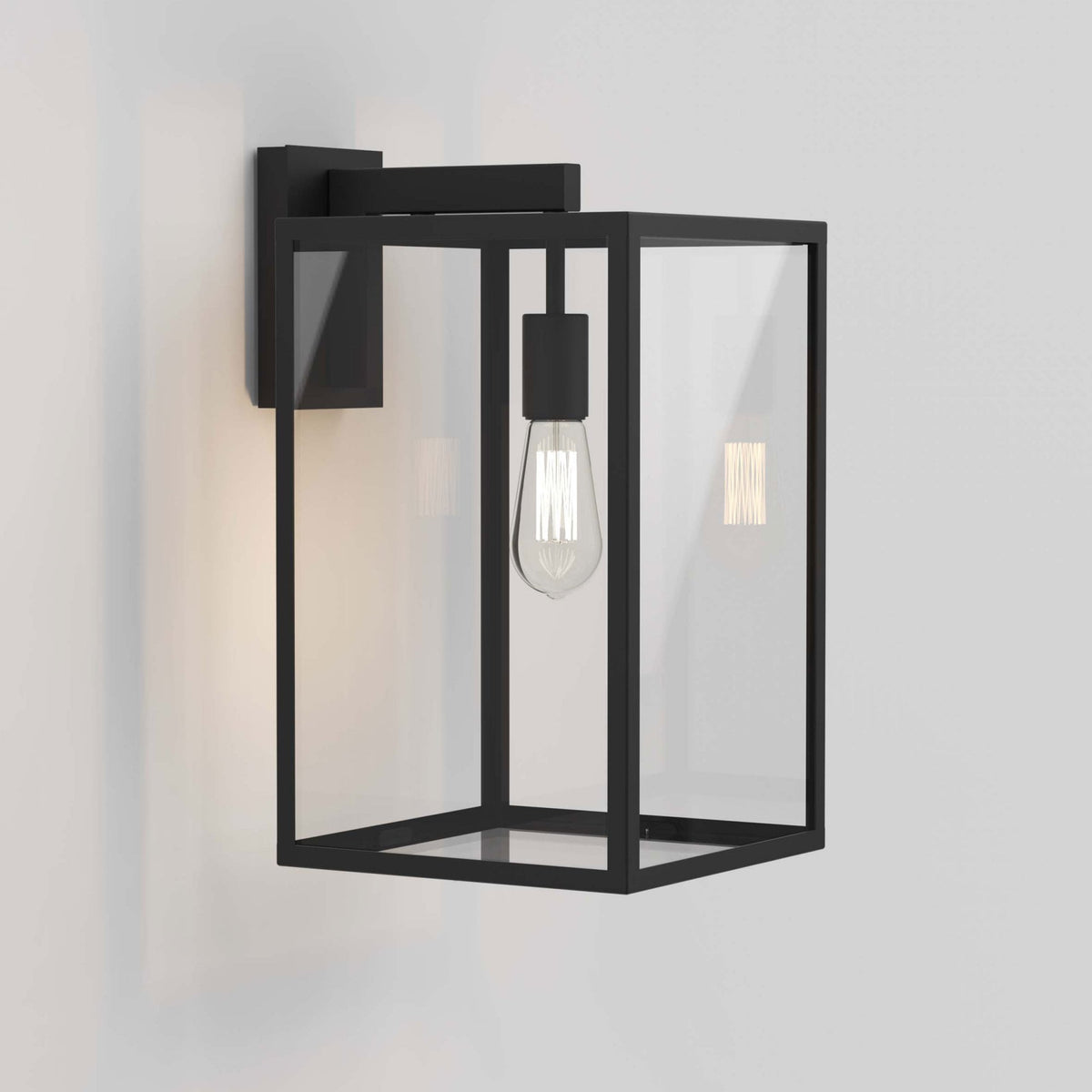 Box Lantern 450 Outdoor Wall Light