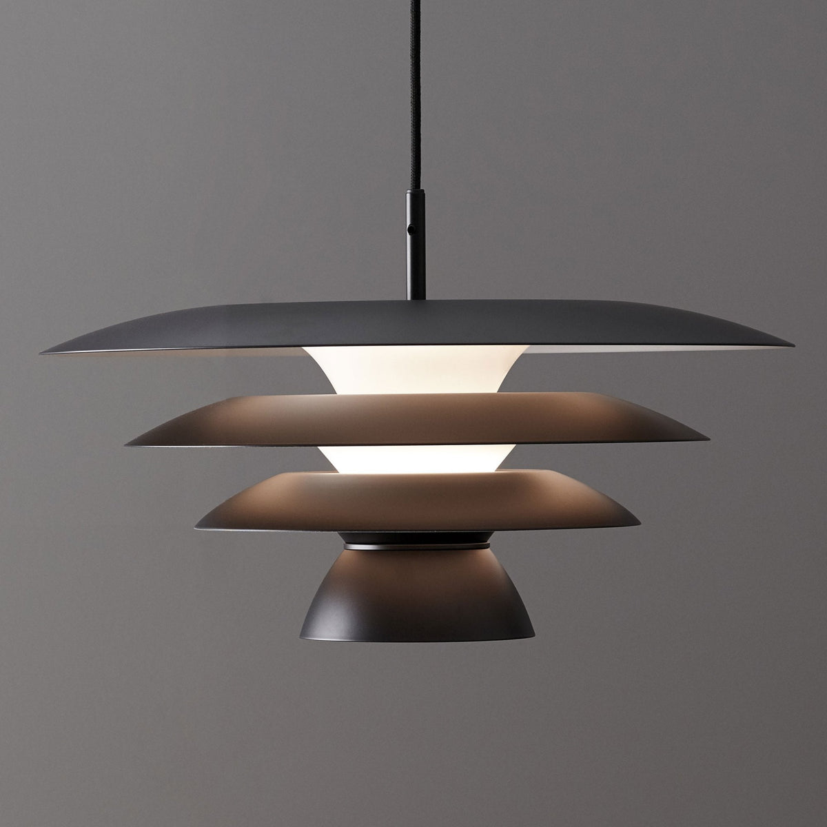 Da Vinci 500mm Single Metal Pendant in Black