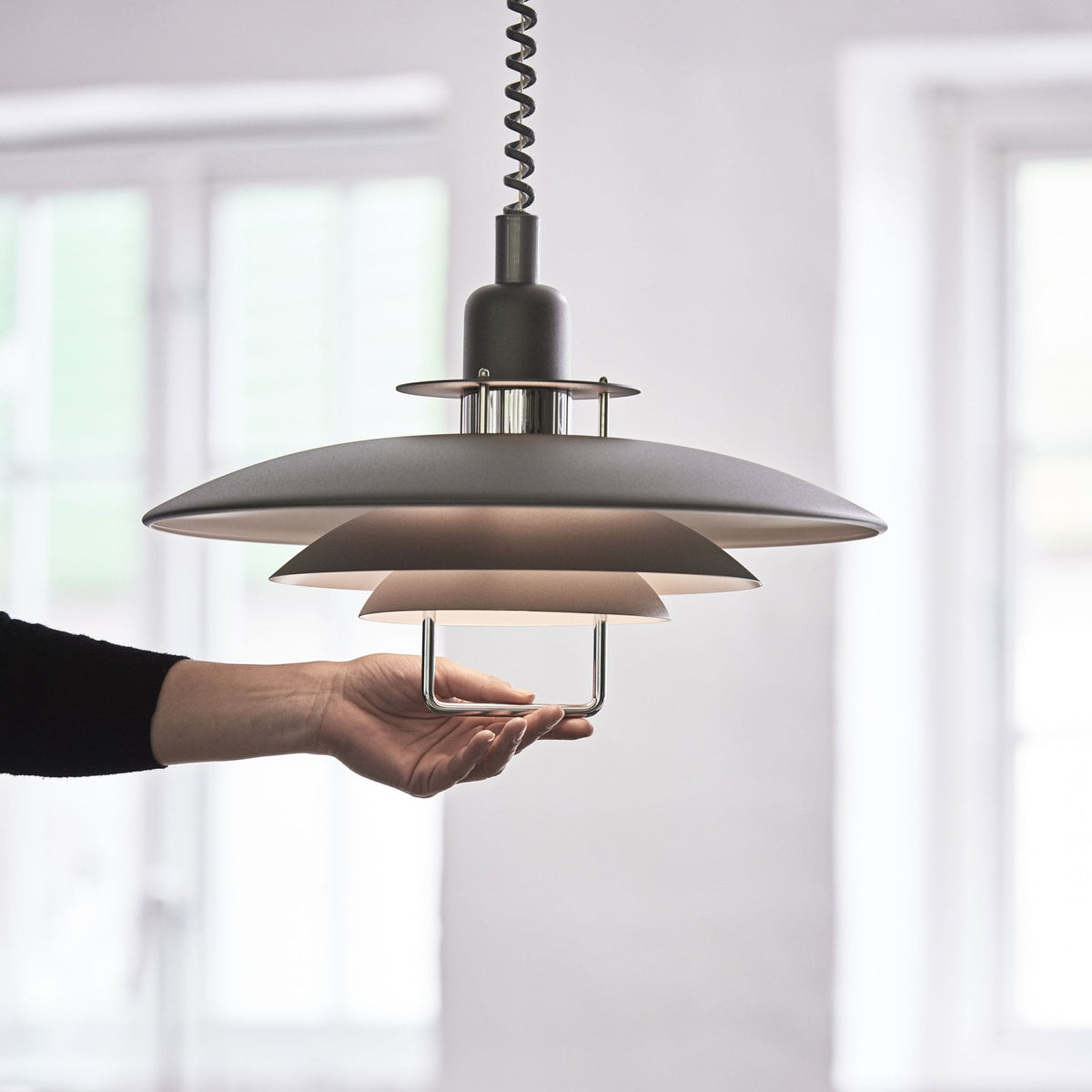 Primus II 430mm Rise and Fall Pendant Light in Matt Grey
