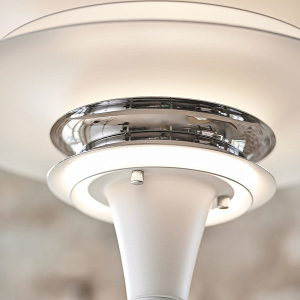 Diablo Metal Floor Light in Flat White