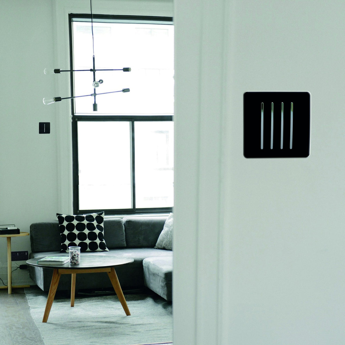 6 Gang 2 Way 10 Amp Rocker Twin Plate Switch in Gloss Black