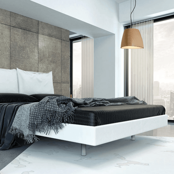 Triangle 220 Small Pendant Light in Beech