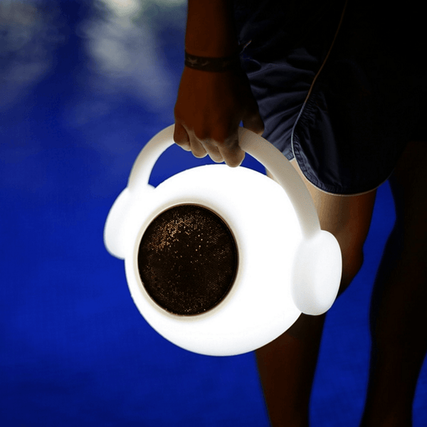 Wazowsky Remote Control Speaker with Colour Change LED Light