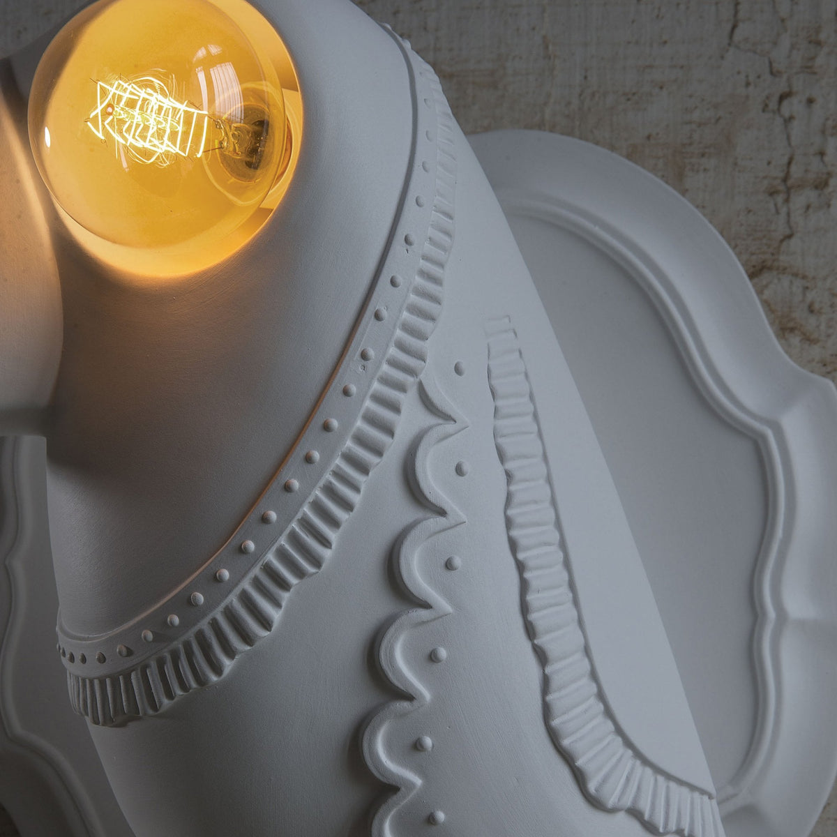 Cubano Matt White Ceramic Wall Light