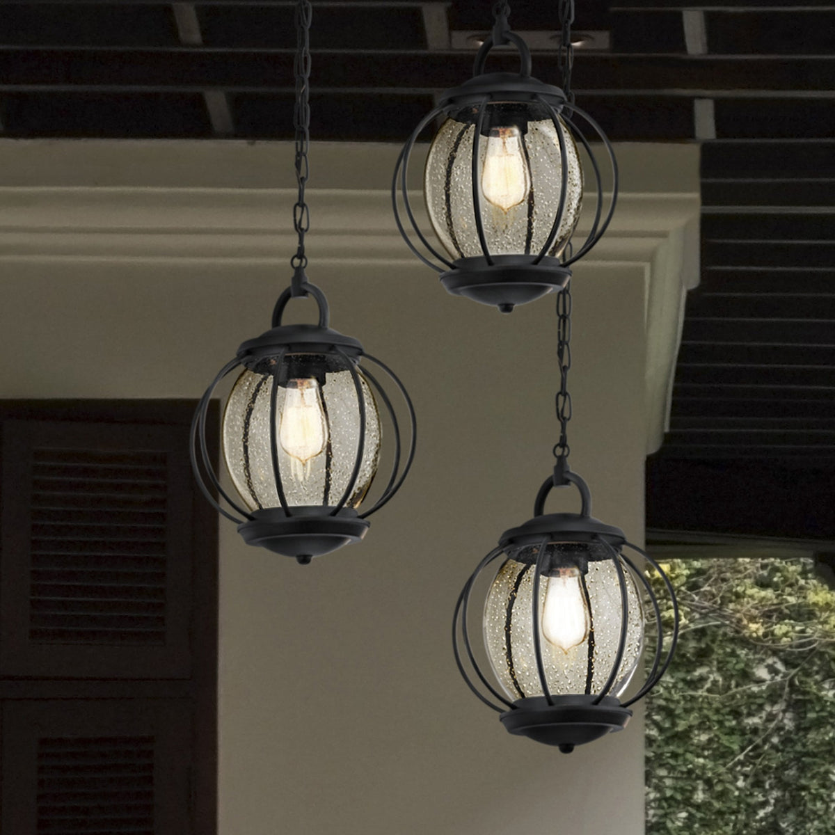Vandalia 1 Light Medium Chain Single Lantern in Black