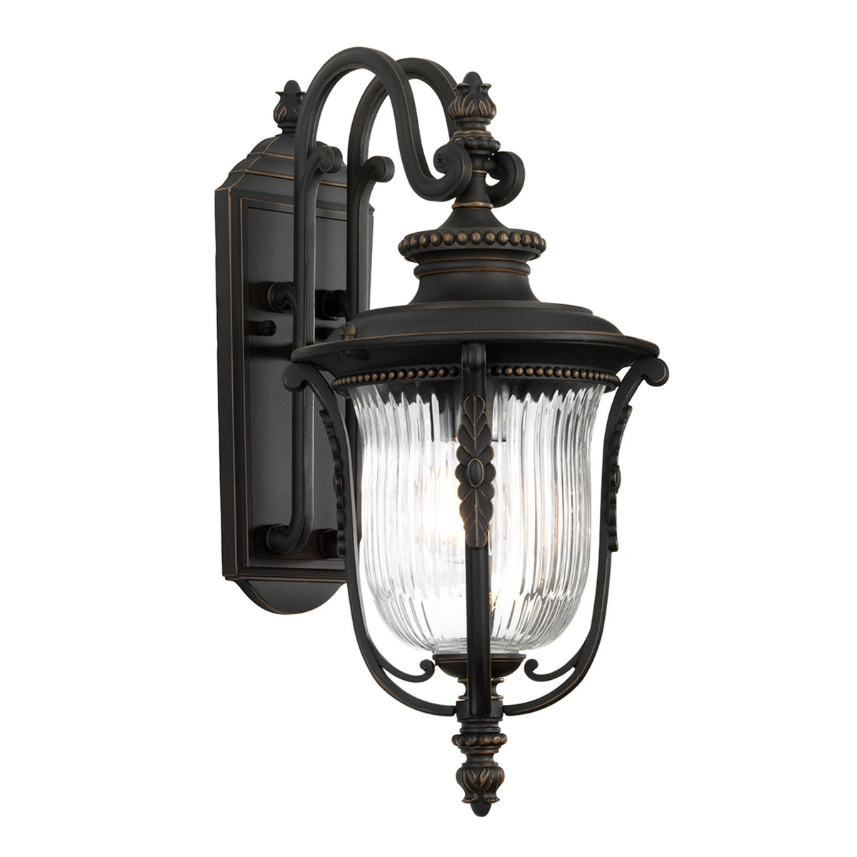 Luverne Medium Wall Lantern in an Oil Rubbed Bronze Finish