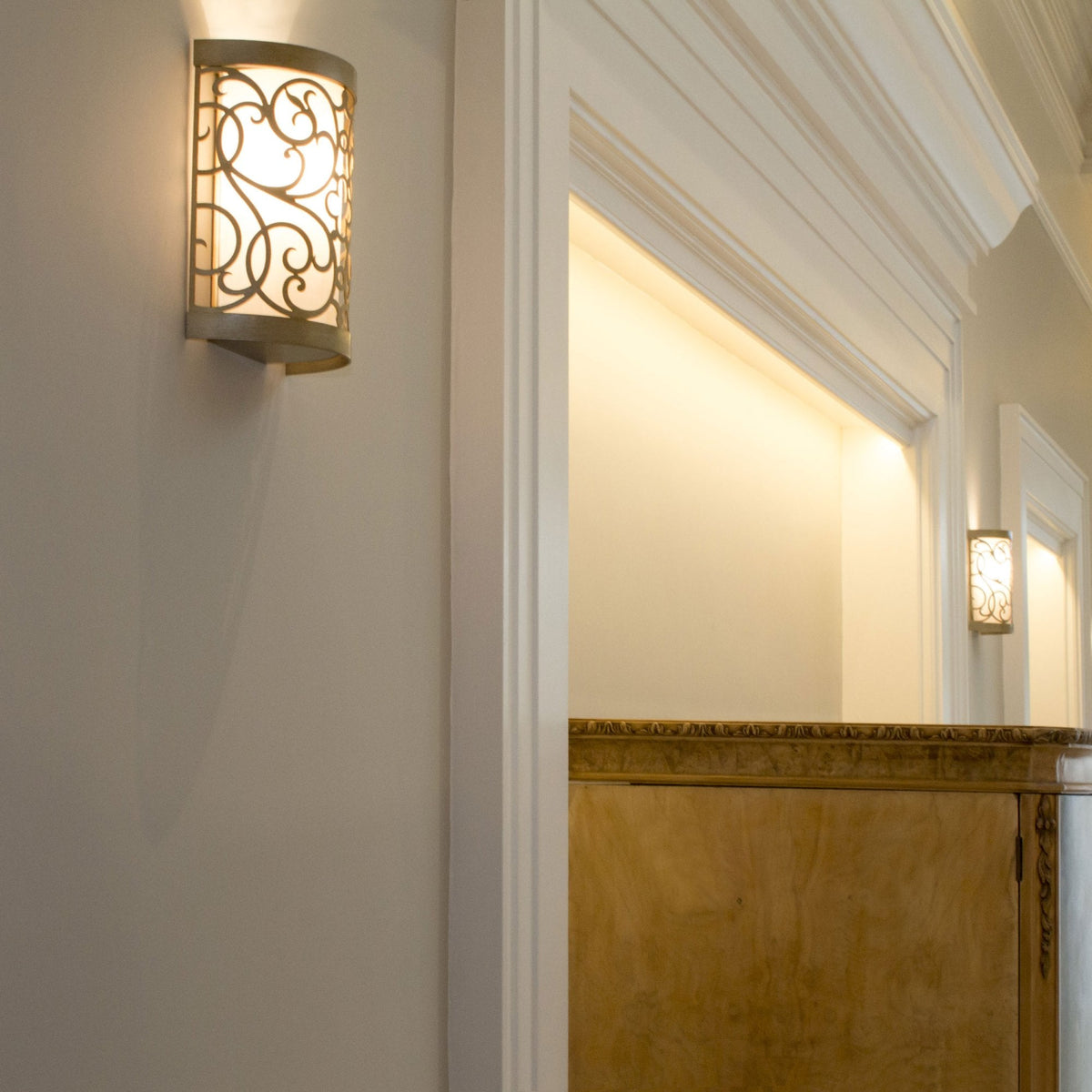 Arabesque Single Wall Light in a Silver Leaf Patina