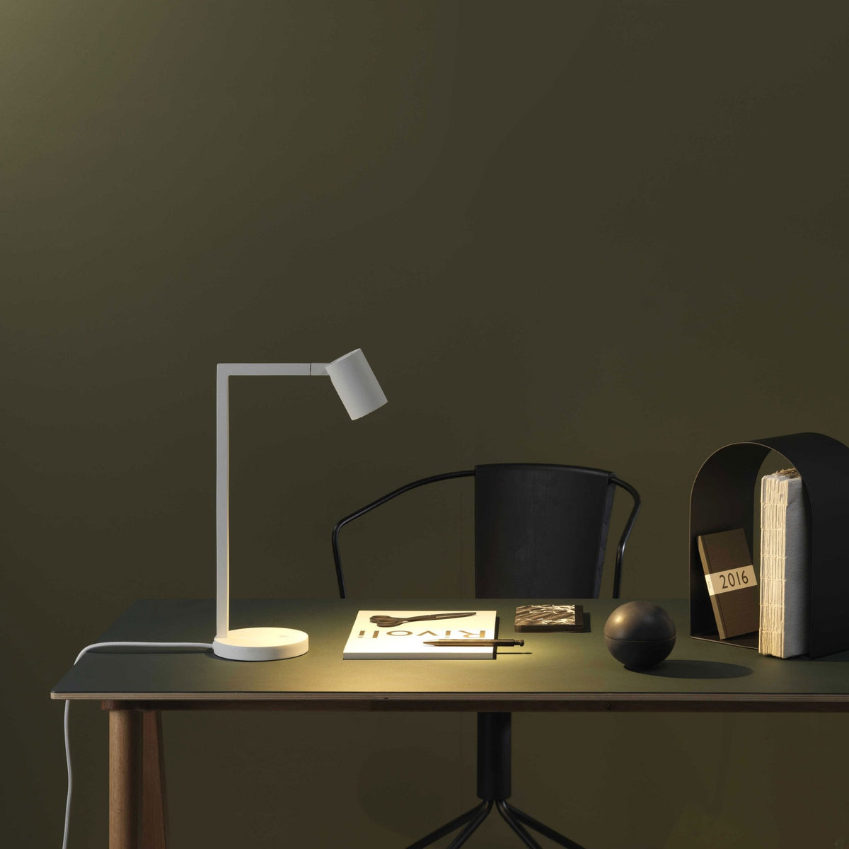 Ascoli Switched Desk Lamp in Matt Black