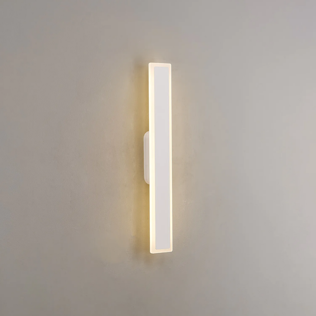 Kemberton 600 17w LED Linear Rectangle Exterior Wall Light in Sand White