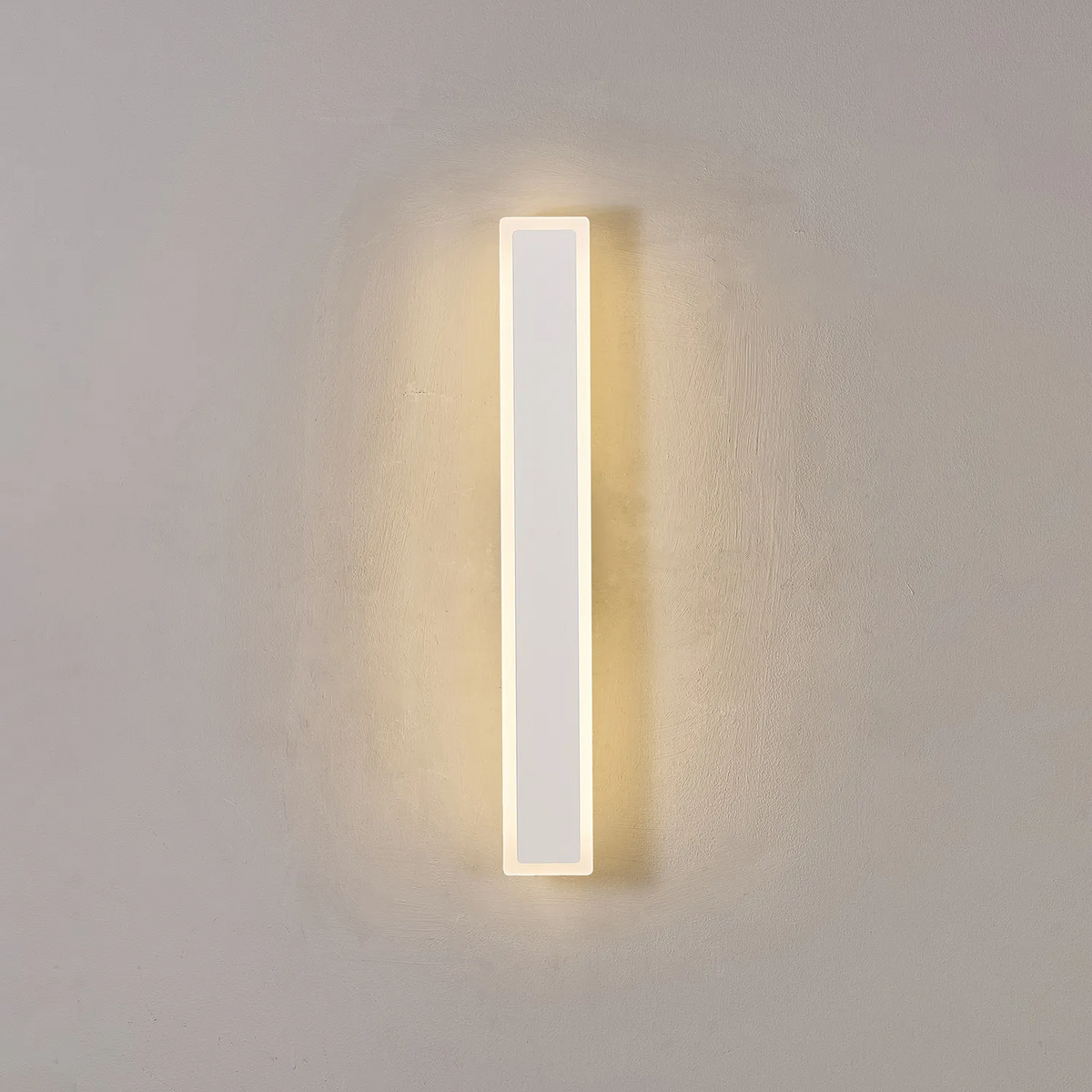 Kemberton 600 17w LED Linear Rectangle Exterior Wall Light in Sand White