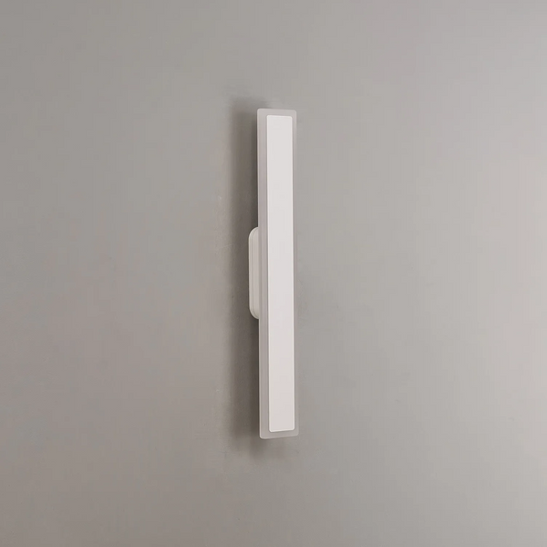 Kemberton 600 17w LED Linear Rectangle Exterior Wall Light in Sand White