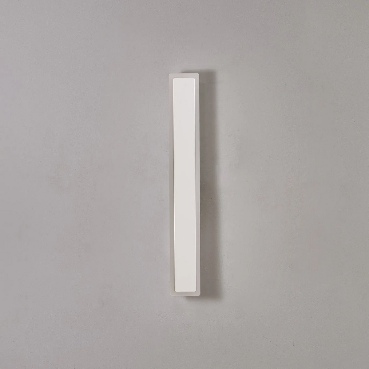 Kemberton 600 17w LED Linear Rectangle Exterior Wall Light in Sand White
