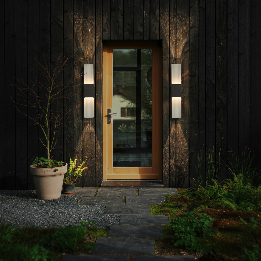Jesmond 670 IP65 Exterior LED Wall Light in Anthracite with Even Open Curve Shade